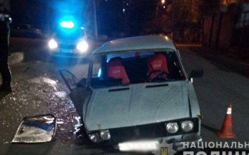 В Мариуполе пьяный водитель «убил» своего пассажира (18+)