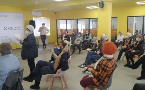 В Мариуполе общественники сорвали диалог, который пытается установить городская власть