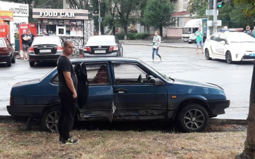В Мариуполе произошло ДТП с участием беременной (ФОТО)