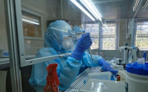На Донетчине за сутки заболели коронавирусом почти 400 человек
