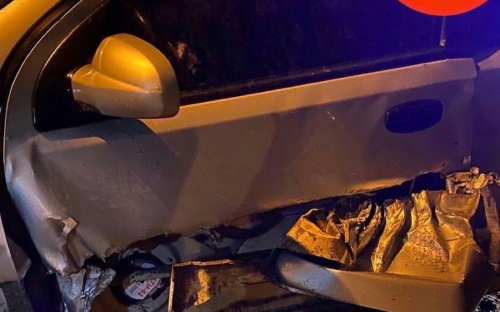 Водитель без прав врезался в отбойник в Мариуполе