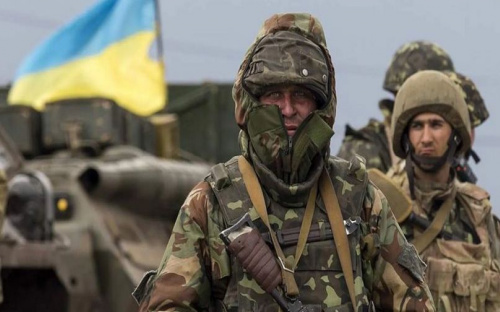 Оборона Украины: в ход идет все, начиная от деревьев и рельсов до взорванных мостов и дорог
