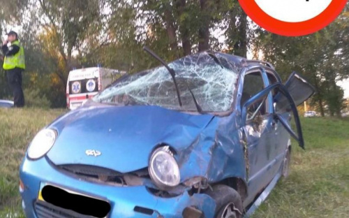 В Мариуполе автомобиль с беременной пассажиркой и пьяным водителем совершил «кульбит»