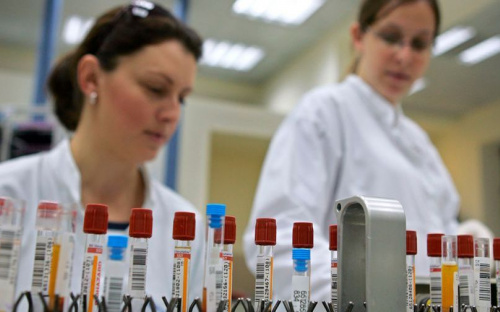 В Мариуполе на выявление коронавируса в референс лаборатории отправлено 326 проб