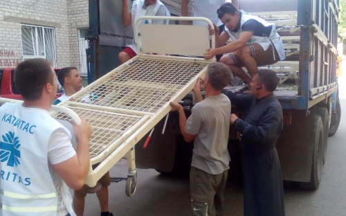 Краматорский роддом и онкодиспансер получили австрийские кровати
