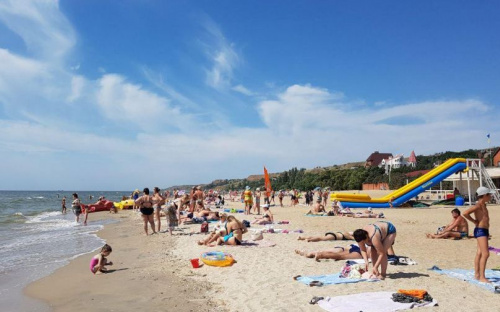 Морские выходные в Мариуполе: сколько отдыхающих спасено? (ФОТО)