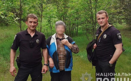 Потеряла ориентир: в лесу под Мариуполем потерялась 79-летняя женщина (ФОТО)