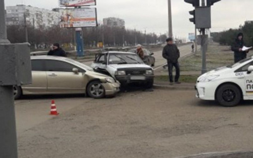 В Мариуполе ищут свидетелей ДТП с пострадавшими (ФОТО)