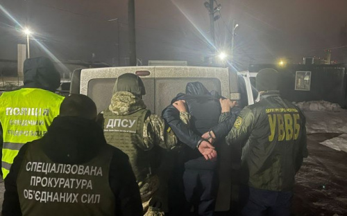 Пограничникам на Донбассе предлагали взятку за пропуск нелегала