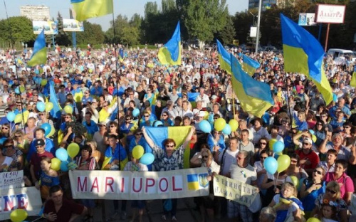 МАРІУПОЛЬ між миром та війною у боротьбі за НЕЗАЛЕЖНІСТЬ (ВІДЕО)