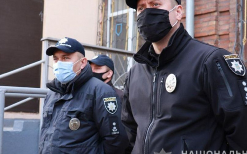 Избирательные участки в Мариуполе взяли под круглосуточную охрану