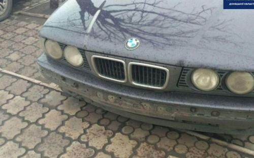 В Мариуполе водитель BMW «влетел» в забор на Театральной площади (ФОТО)