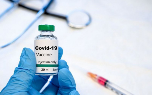 Украина получит 8 млн вакцины от COVID-19. Зеленский рассказал, кому сделают прививку в первую очередь