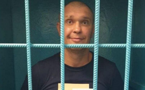 Напавшего на девушку в поезде «Мариуполь-Киев» арестовали без права выхода под залог