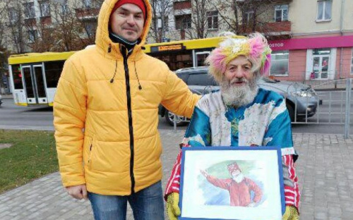 Художники Мариуполя сделали подарок знаменитому дедушке Вове