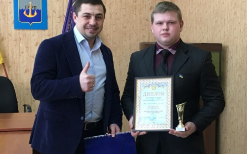 В Мариуполе наградили «Лучшего спортсмена месяца» 