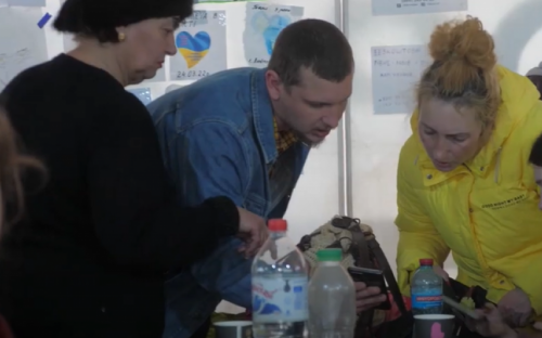 В Запорожье работает Центр помощи беженцам из Мариуполя