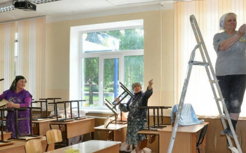 Мариуполь станет первым городом в Украине, где родителей избавят от ремонтов школ? (ВИДЕО)