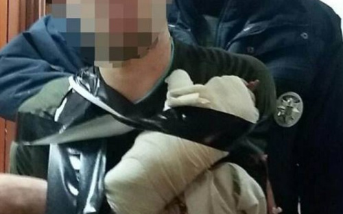 Мариупольские патрульные спасли мужчину вопреки его желанию умереть