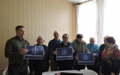 Мариупольские пенсионеры поддержали #MRPLconnection 