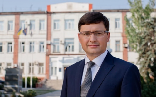 Мариупольский городской голова показал свои доходы, квартиры и машину