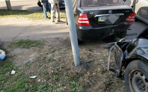 В Донецкой области полицейский при получении взятки попал в ДТП (ФОТО+ВИДЕО)
