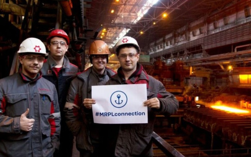 Металлурги Мариуполя поддержали акцию #MRPLconnection (ФОТО)