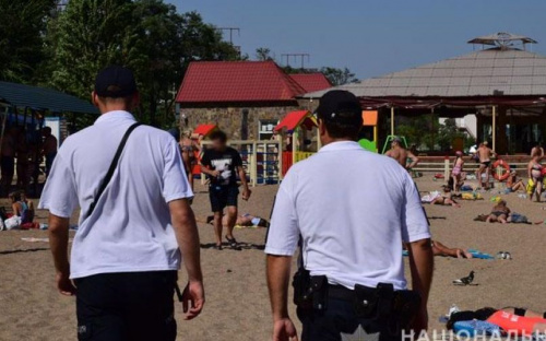 В Мариуполе активизировались пляжные воры. Полиция усилила патрули (ФОТО+ВИДЕО)