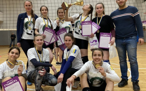 Впервые в Мариуполе прошел финал женского волейбольного чемпионата