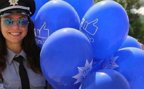 «ПолицияFest»: мариупольские правоохранители сыграют оркестром и угостят мороженым
