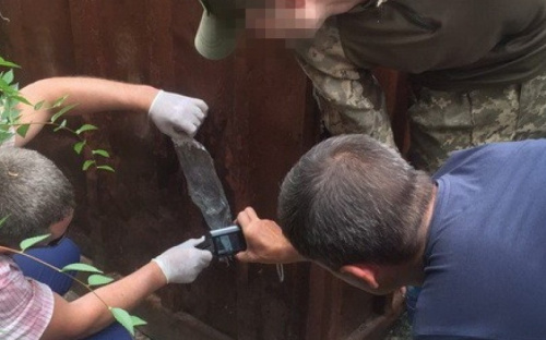 На Донетчине полицейский вымогал у военного 3 тысячи гривен 