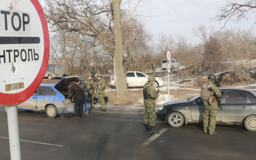 На мариупольских блокпостах задержали четверых боевиков