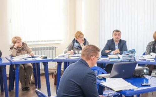 На месте пустыря в Мариуполе появится сквер площадью 7 тыс. кв. м?