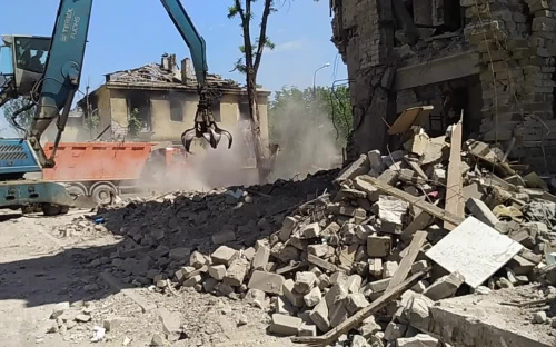 У Маріуполі окупанти продовжують зносити будинки – люди залишаються на вулиці