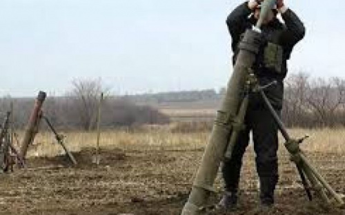 Под Мариуполем боевики били из гранатометов и пулеметов. Есть потери