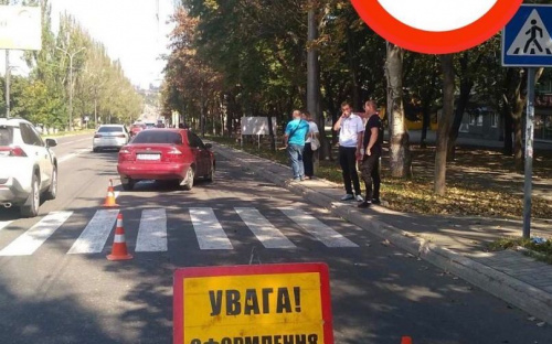 В Мариуполе водитель сбил пешехода на «зебре»