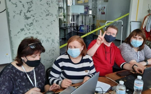 Экватор STEAM-CAMP: диджитализация учителей точных наук успешно активирована