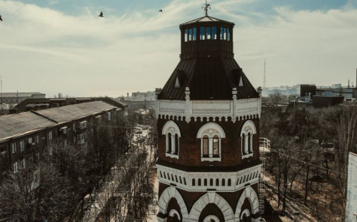 Лучшие спектакли, экскурсии и лекции онлайн: как мариупольцам полезно провести время на карантине