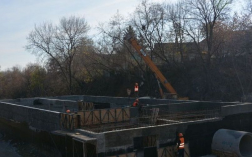 Весной в Мариуполе покажут результаты строительства водоотвода в Кленовой Балке