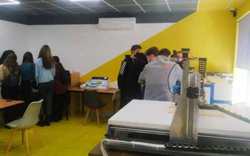 От мечты – к реальности: в Мариуполе открылась цифровая лаборатория