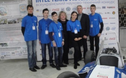 Одаренные дети из Мариуполя взяли награды на конкурсе Intel (ФОТО)