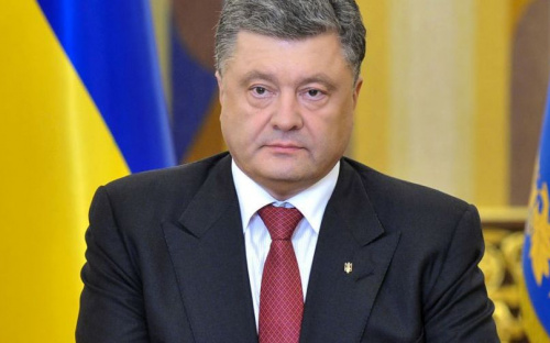 Президент Украины проведет парад в Мариуполе и поздравит морпехов (ФОТО)