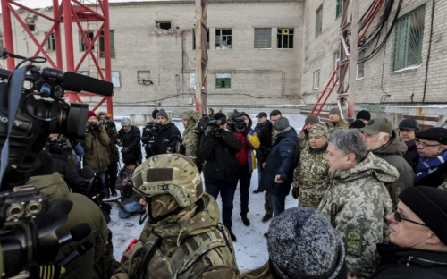 Охрана Петра Порошенко нарушила права журналистов - Донецкий областной союз журналистов