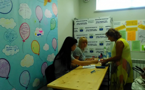 Около 70-ти мариупольских семей получили гуманитарную помощь от ADRA и UNICEF (ФОТО)