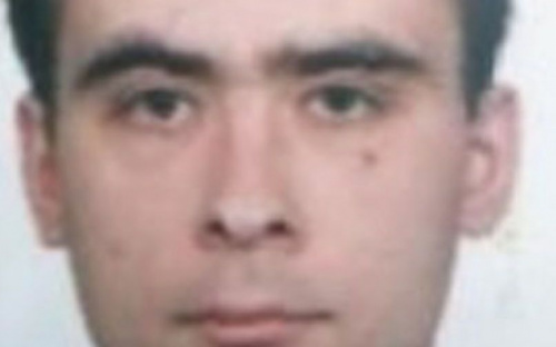 Мариупольцев просят помочь разыскать мужчину подозреваемого в совершении преступления (ФОТО)