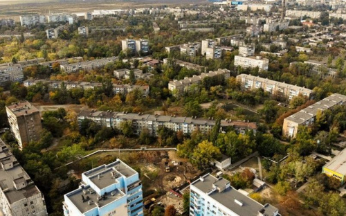 Лопнуло терпение: в Мариуполе более 40 домов отказываются от услуг «Города для людей Мариуполь»
