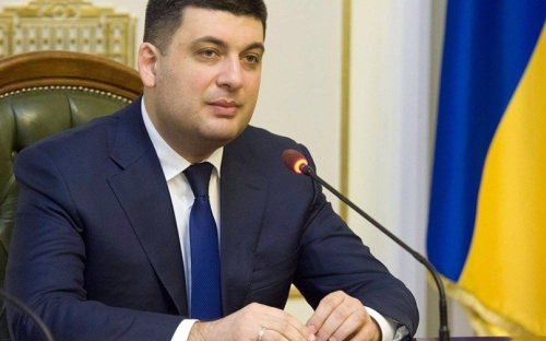 Остановка заводов Мариуполя из-за блокады ударит по бюджетникам и пенсионерам, - Гройсман