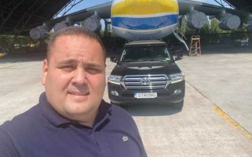 Самолет и самосвал: мариуполец Александр Лашин готовится установить два рекорда