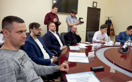 IT-бизнесмены готовы преподавать в мариупольской школе (ФОТО)