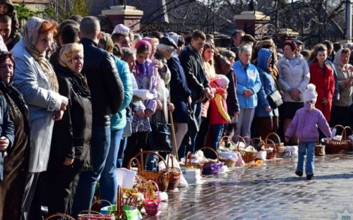 В Донбассе отпраздновали Пасху без нарушений общественного порядка (ФОТО)
